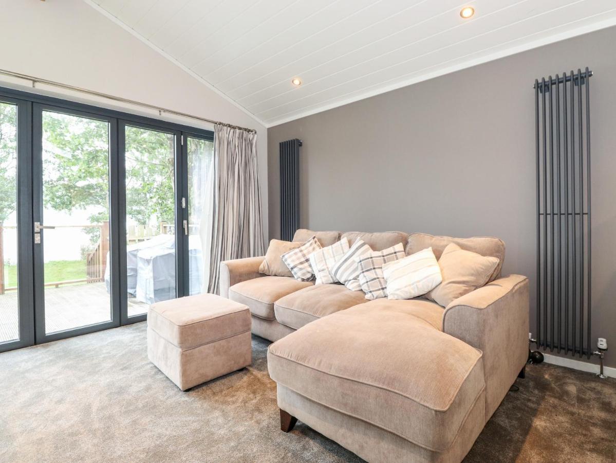 Loubi'S Lakeside Lodge Windermere Εξωτερικό φωτογραφία